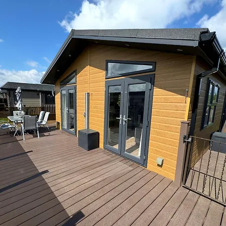 Holiday home 18 - The Pines *